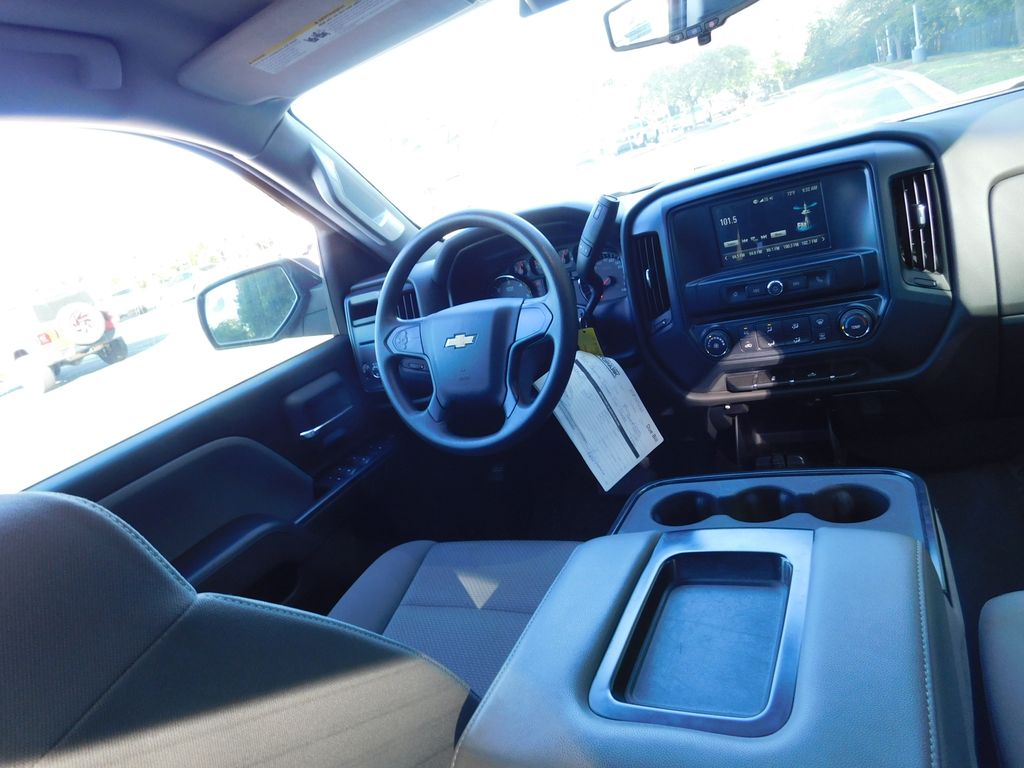 Thumbnail: 2019 Chevrolet Silverado 1500 - 6