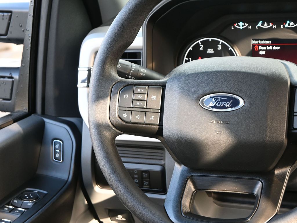 2026 Ford F-550 Chassis XL