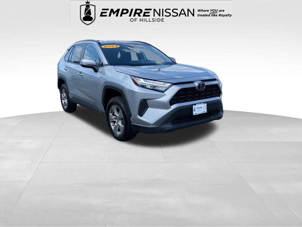 Silver Sky Metallic 2024 Toyota RAV4 SUV / Crossover Front-Wheel Drive 8-Speed Automatic