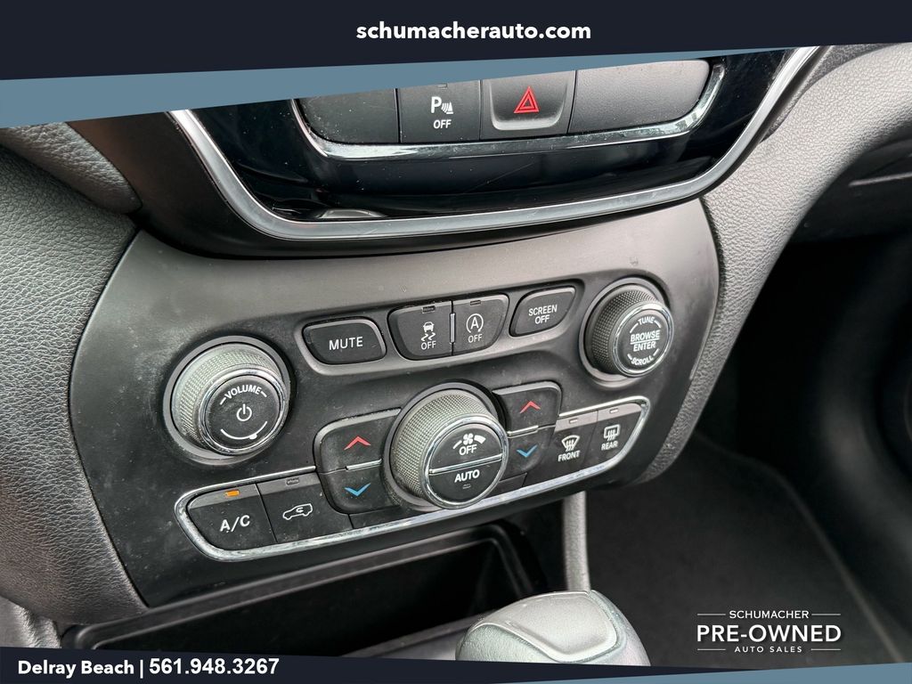 used 2019 Jeep Cherokee car, priced at $12,777