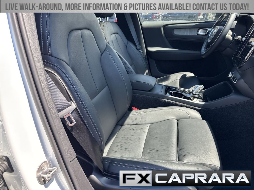 Used 2026 Volvo XC40 SUV
