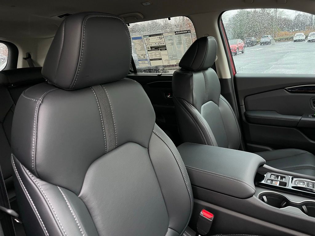 Thumbnail: 2026 Honda Pilot - 31