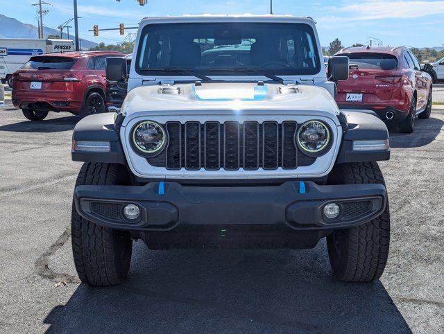 2024 Jeep Wrangler Rubicon 4xe 10