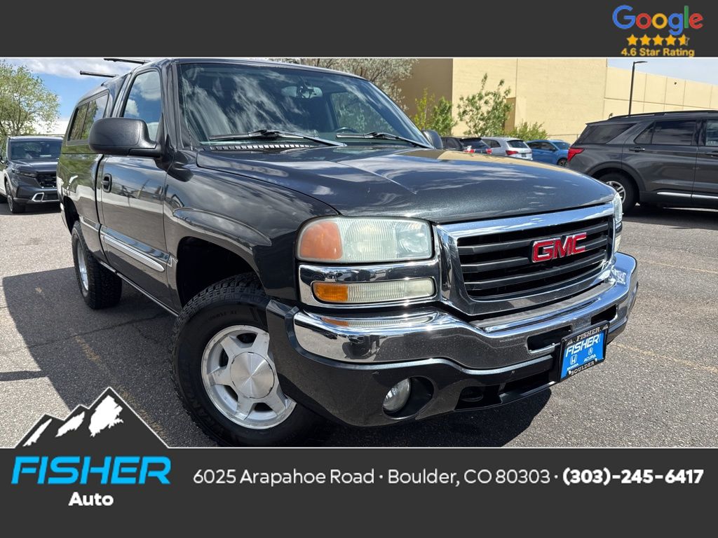 Carbon Metallic 2004 GMC Sierra 1500 2 Dr SLE 4WD Standard Cab SB Pickup Truck Four-Wheel Drive 4-Speed Automatic Overdrive