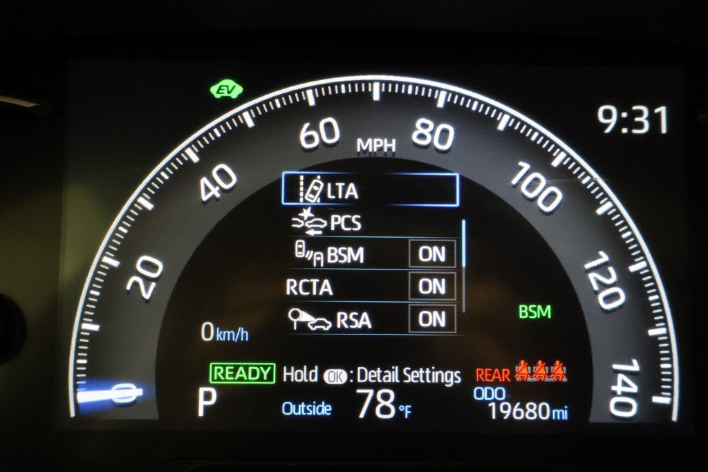 Thumbnail: 2025 Toyota RAV4 - 17