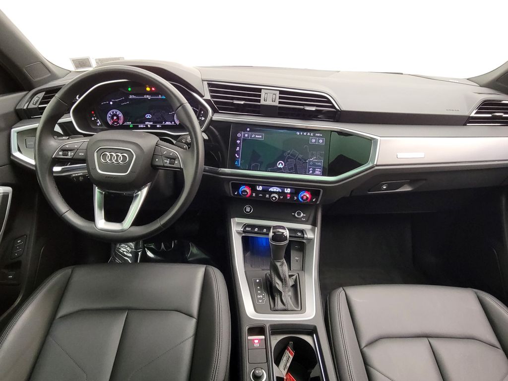 Thumbnail: 2023 Audi Q3 - 18