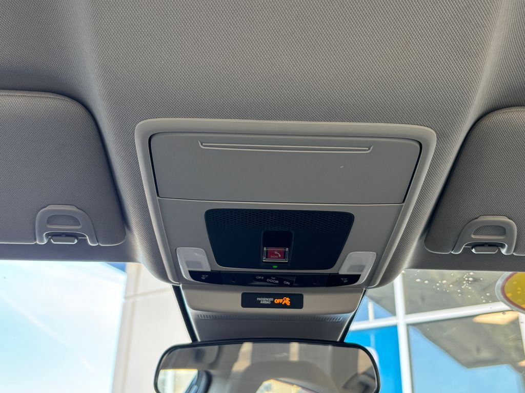 Thumbnail: 2023 Honda Accord - 18