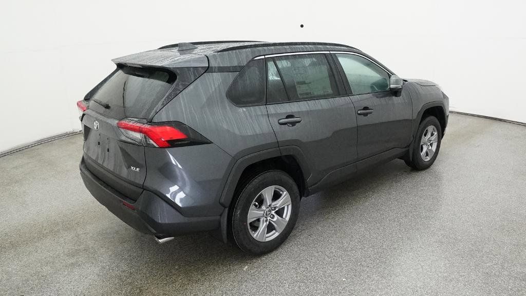 Thumbnail: 2025 Toyota RAV4 - 17