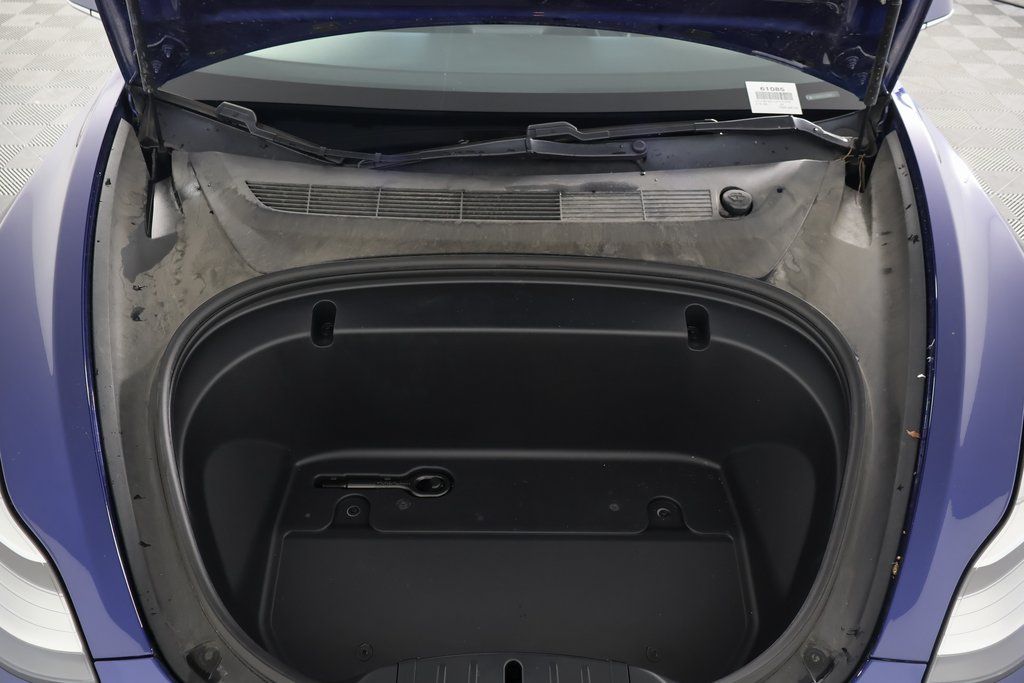 Thumbnail: 2020 Tesla Model 3 - 15