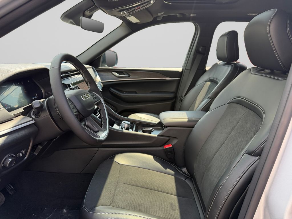 2026 Jeep Grand Cherokee Altitude Silver at Spitzer Acura