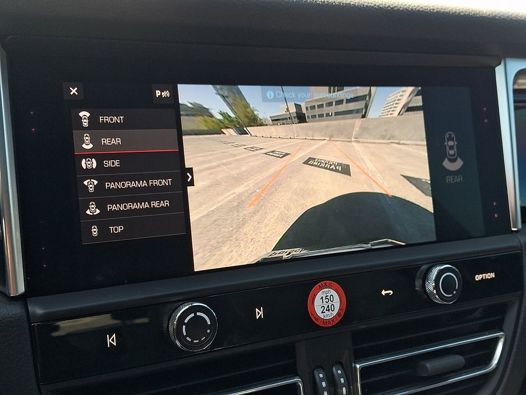 Thumbnail: 2024 Porsche Macan - 19