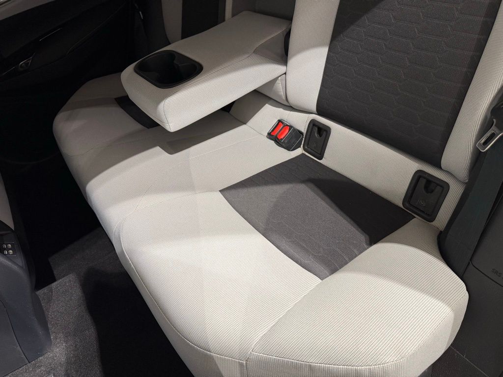 Thumbnail: 2025 Toyota Corolla - 19