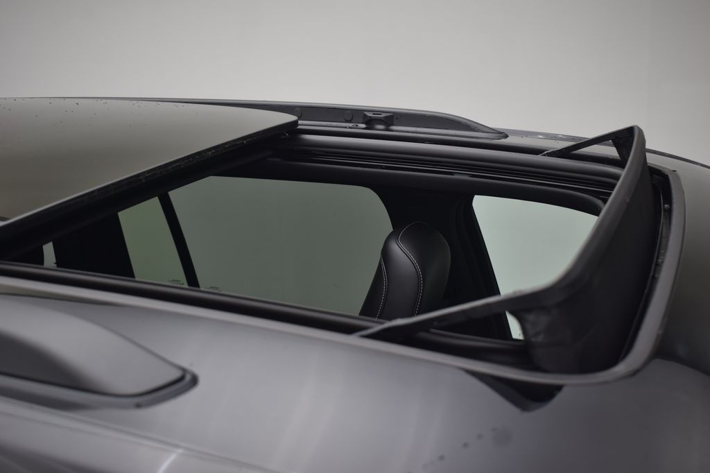 new 2025 Jeep Grand Cherokee car, priced at $50,186