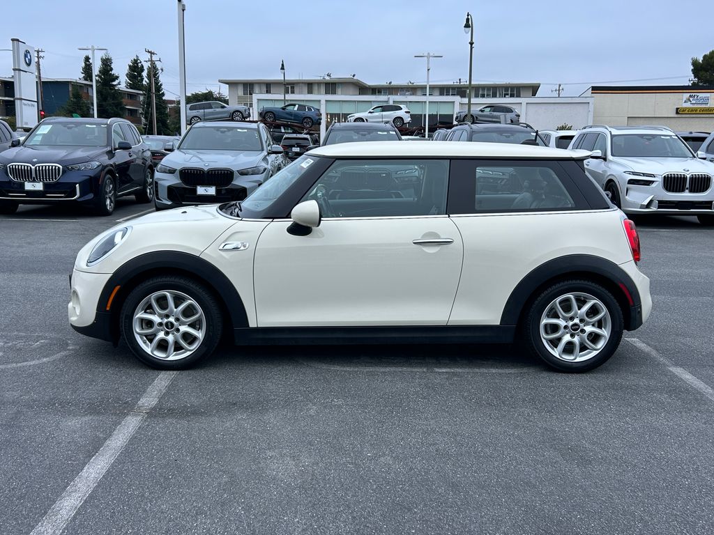 Thumbnail: 2019 MINI Cooper - 2