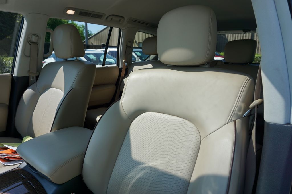 2019 Nissan Armada SL 9