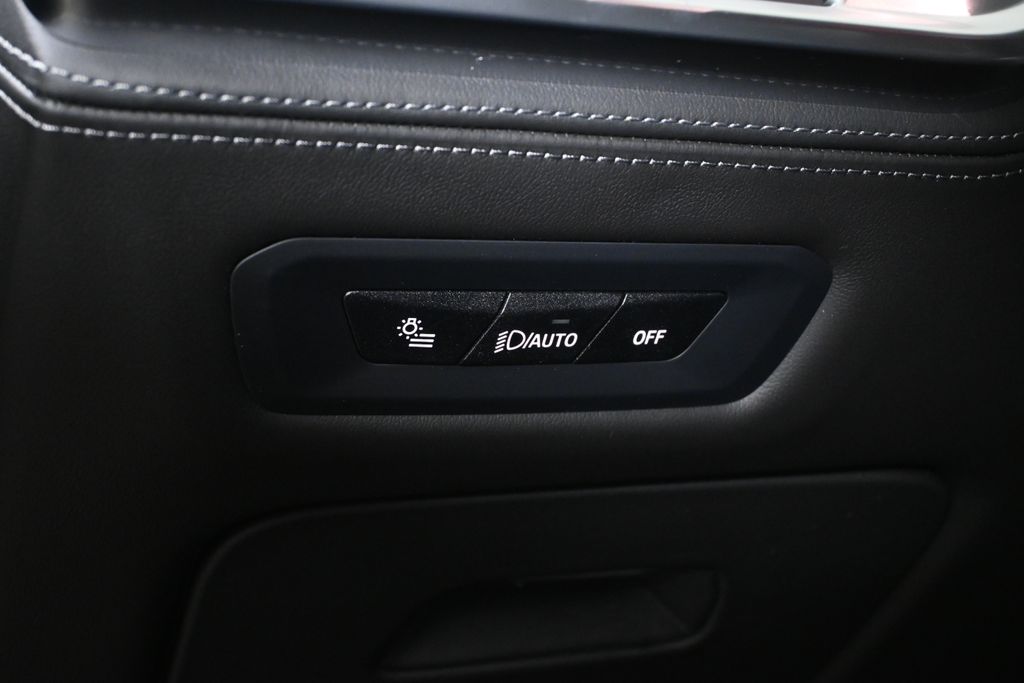 Thumbnail: 2026 BMW X5 - 27