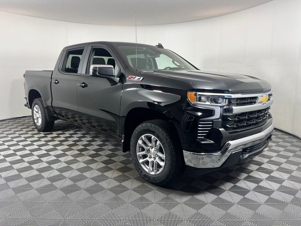 Thumbnail: 2026 Chevrolet Silverado 1500 - 6