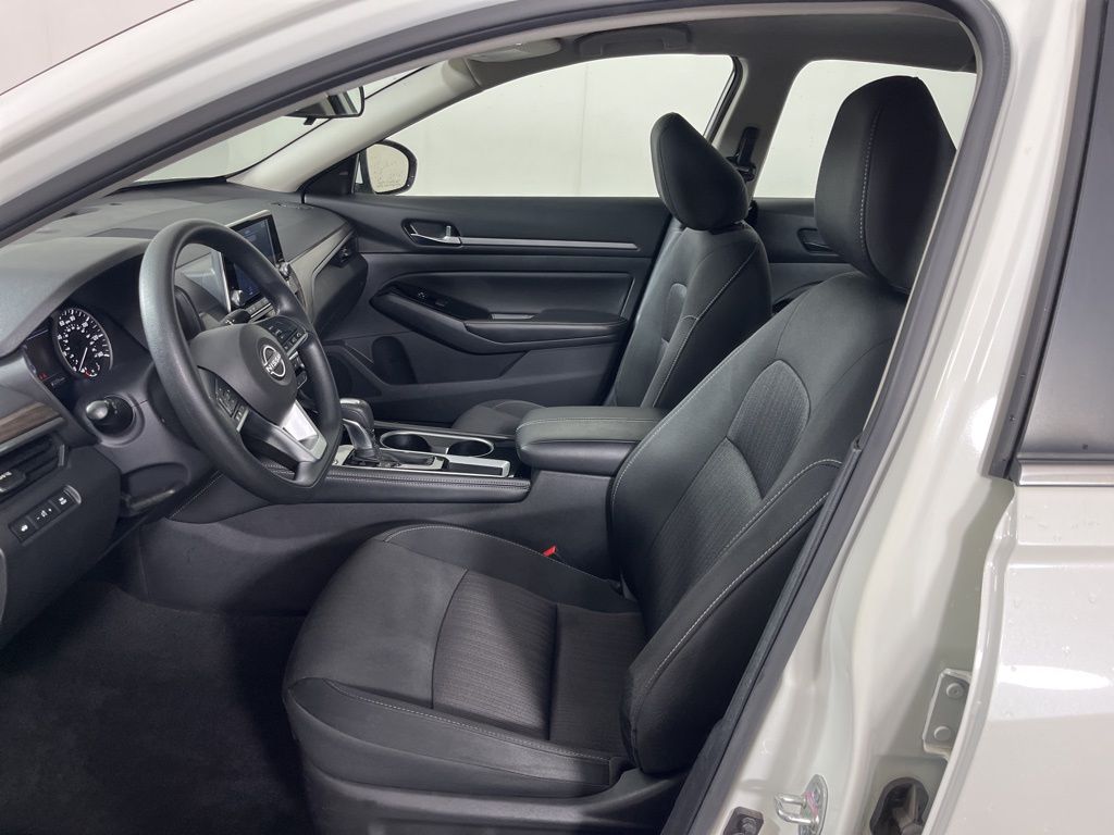 2023 Nissan Altima SV 21