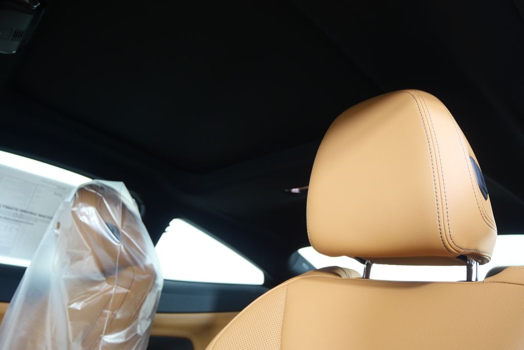 Thumbnail: 2026 BMW 4 Series - 11