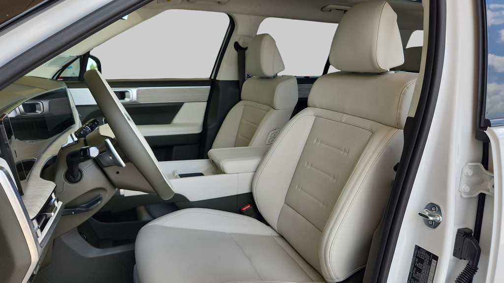 2025 Hyundai Santa Fe Hybrid