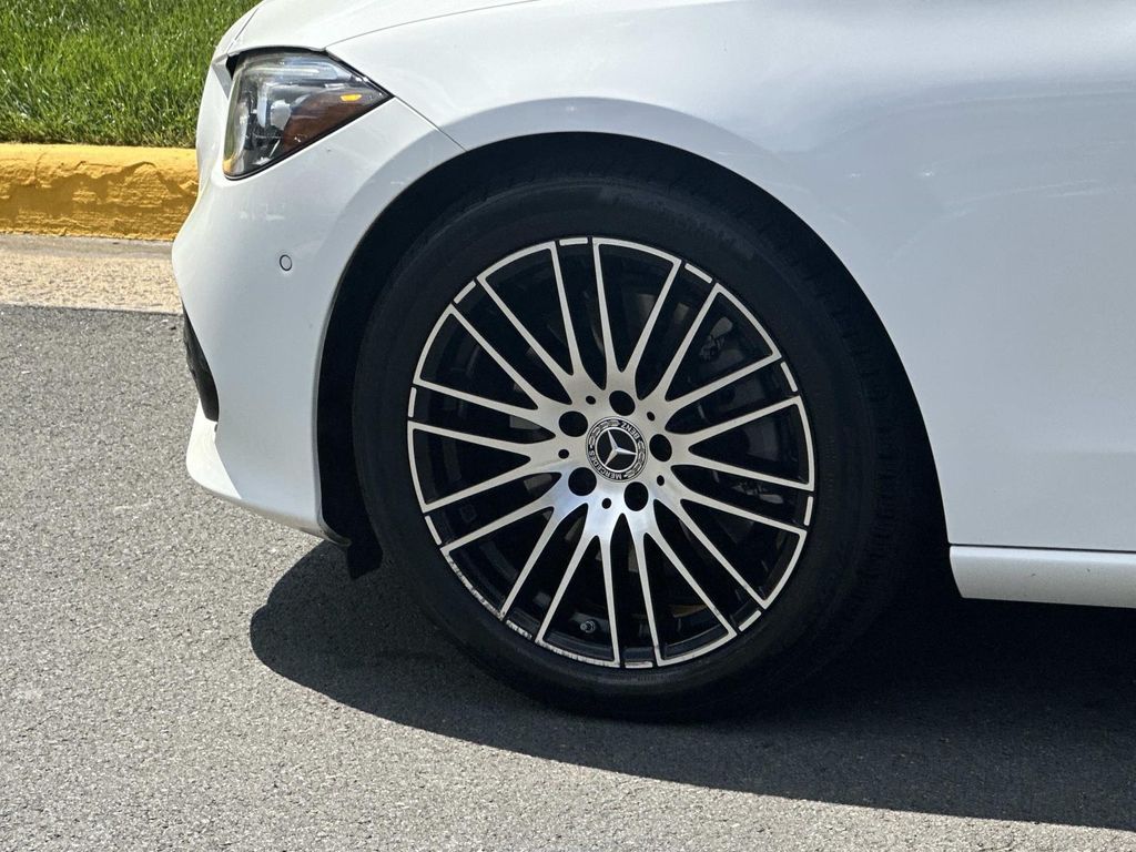 Thumbnail: 2025 Mercedes-Benz C-Class - 19