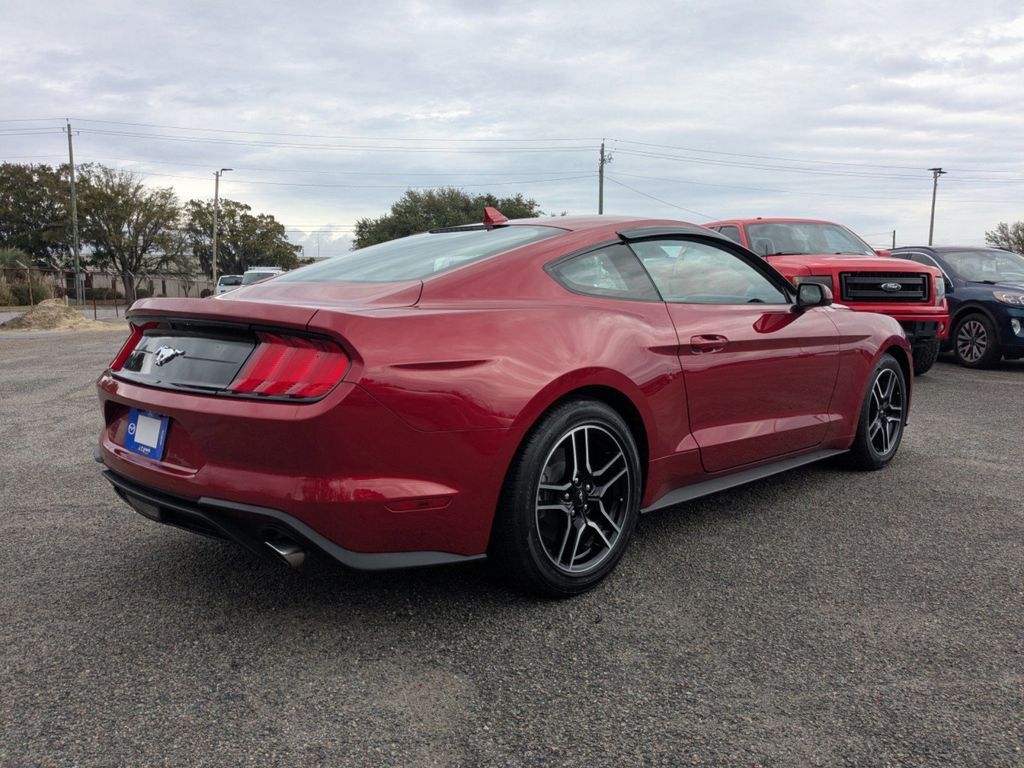 2021 Ford Mustang EcoBoost Fastback