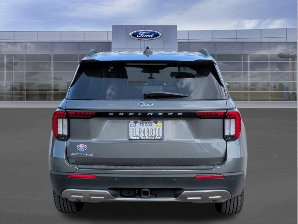 2025 Ford Explorer Active - 3