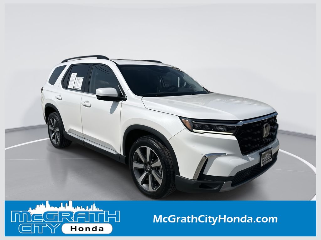 Platinum White Pearl 2023 Honda Pilot SUV / Crossover All-Wheel Drive Automatic