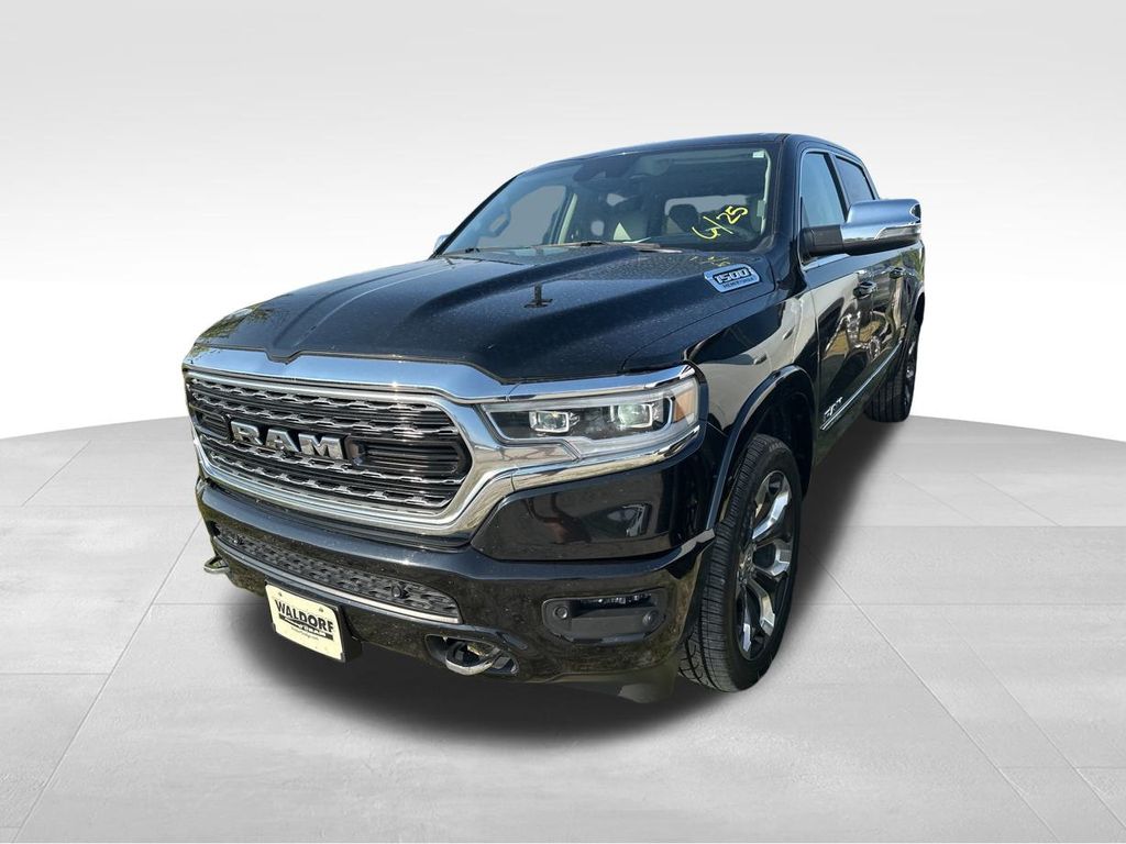 2023 Diamond Black Crystal Pearlcoat Ram 1500 Limited 4X4 Truck