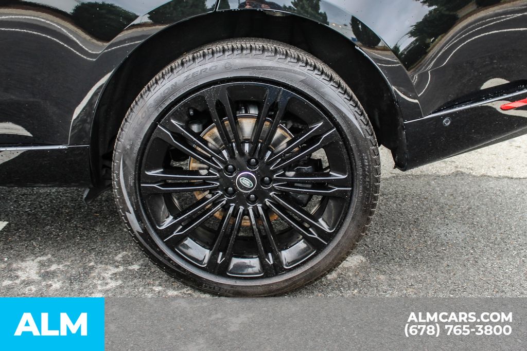 Used 2024 Black Land Rover SE image 16