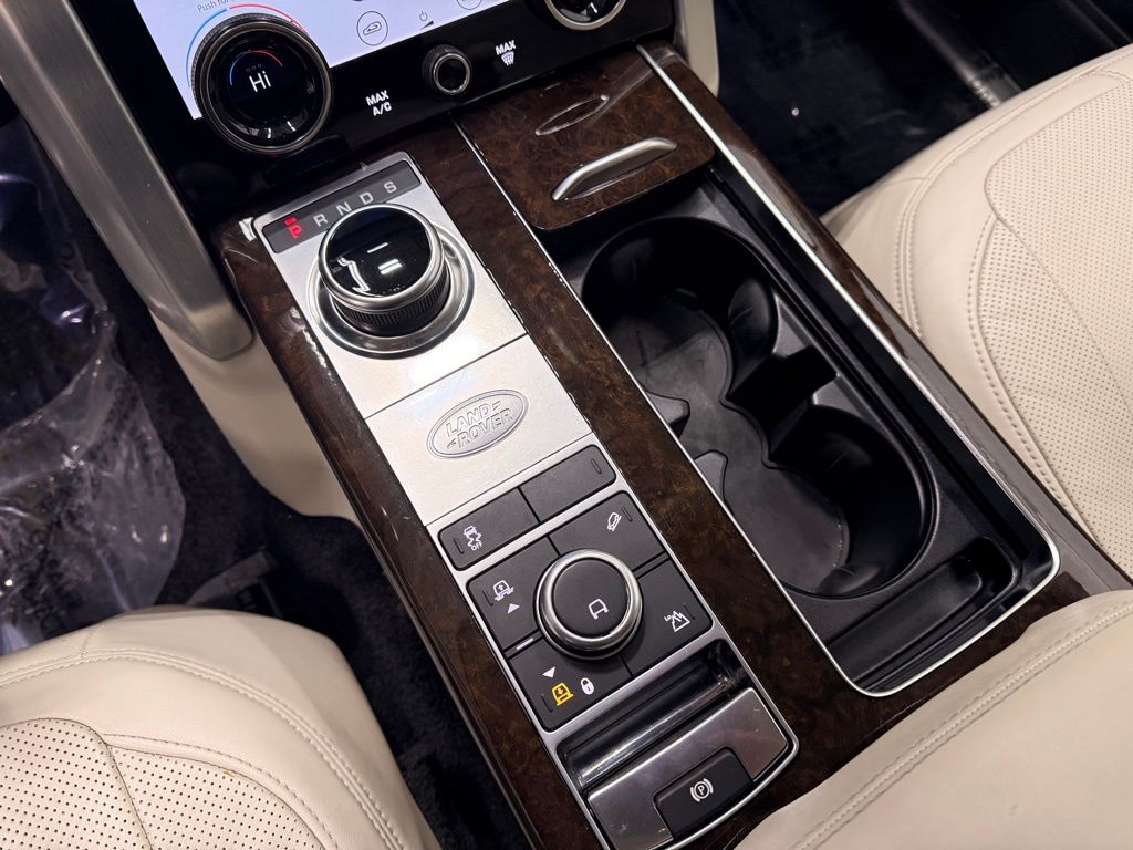 Thumbnail: 2021 Land Rover Range Rover - 19