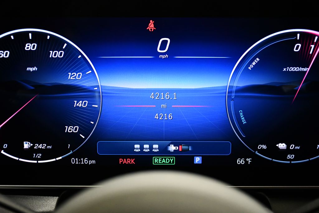 Thumbnail: 2025 Mercedes-Benz GLC - 23