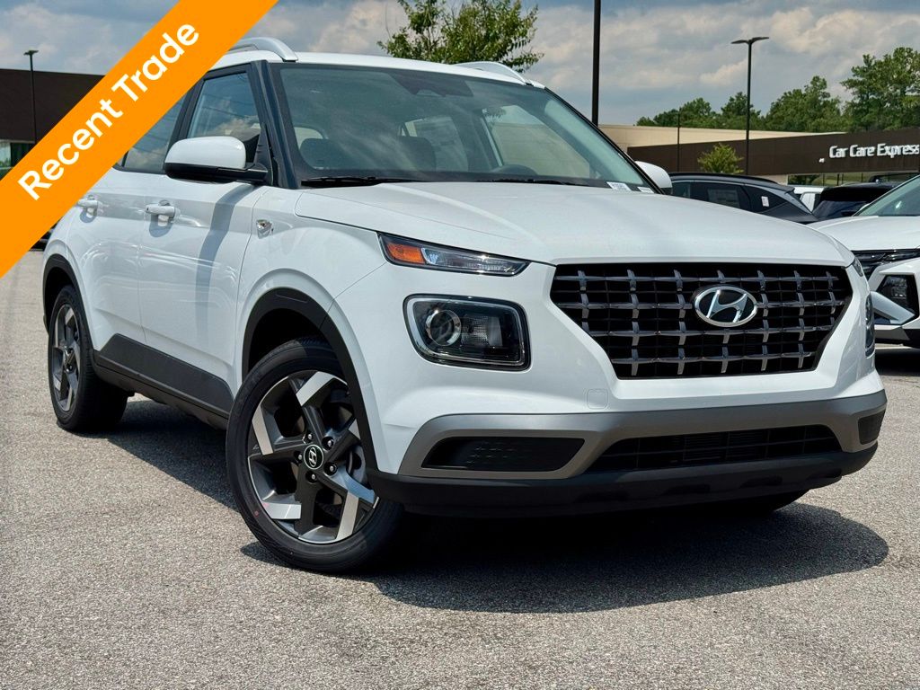 2025 Hyundai Venue SEL FWD