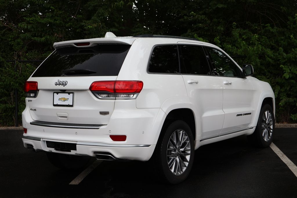 Thumbnail: 2018 Jeep Grand Cherokee - 10