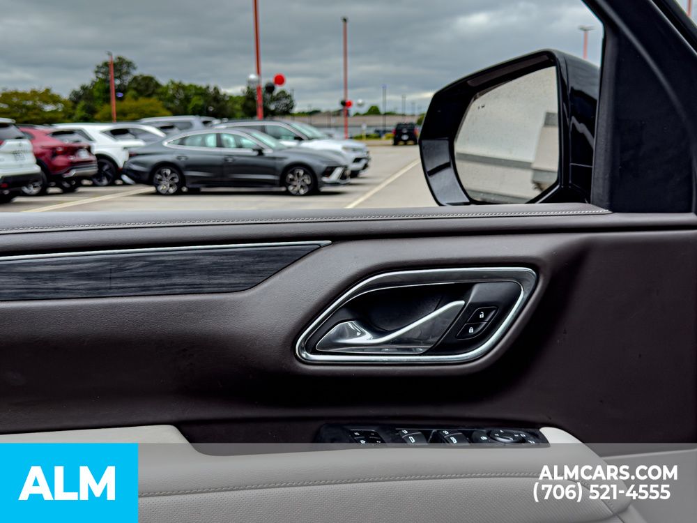 Used 2024 Black GMC SLT image 11