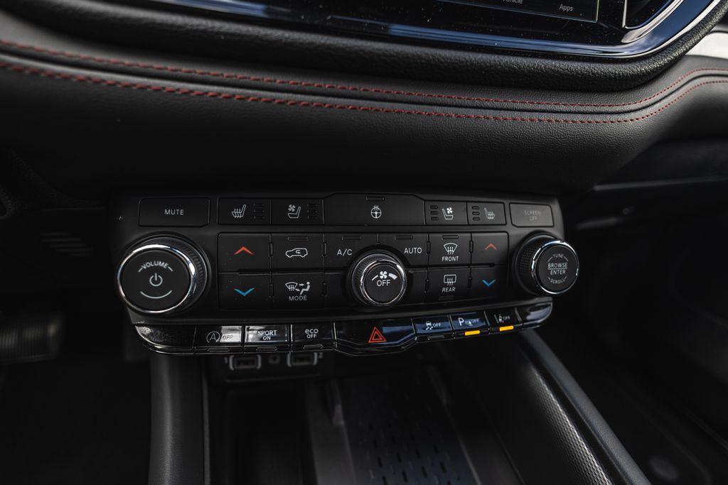 2025 Dodge Durango GT Plus thumbnail 17