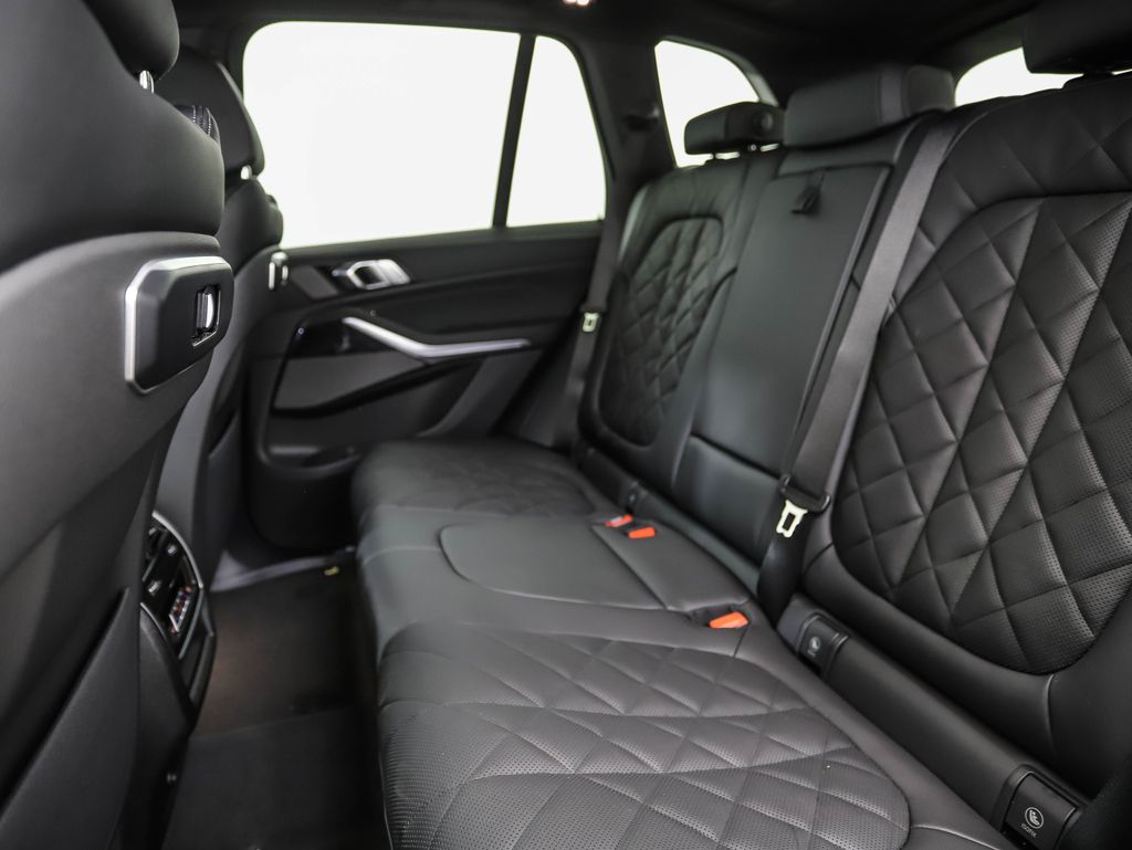 Thumbnail: 2026 BMW X5 - 22