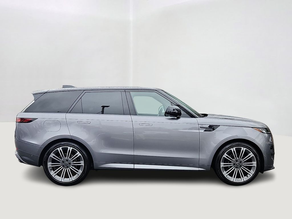 Thumbnail: 2024 Land Rover Range Rover Sport - 4
