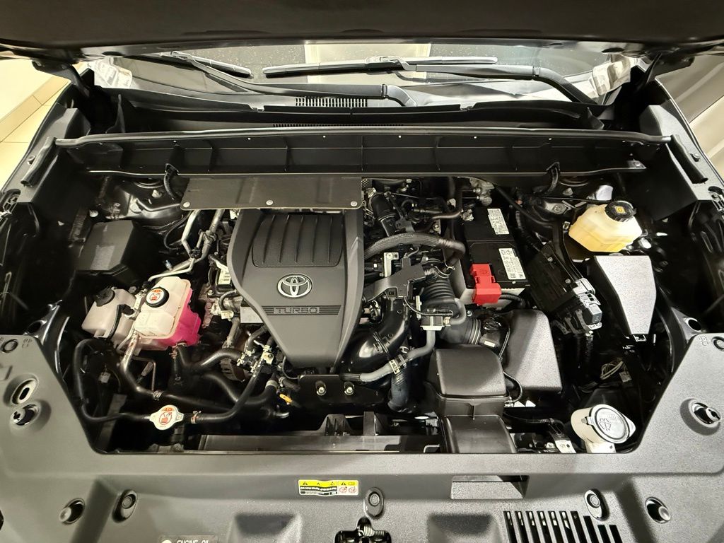 Thumbnail: 2023 Toyota Highlander - 10