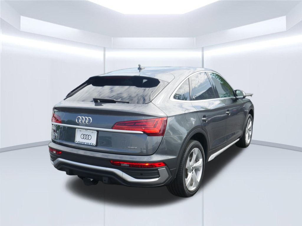 Thumbnail: 2023 Audi Q5 - 7