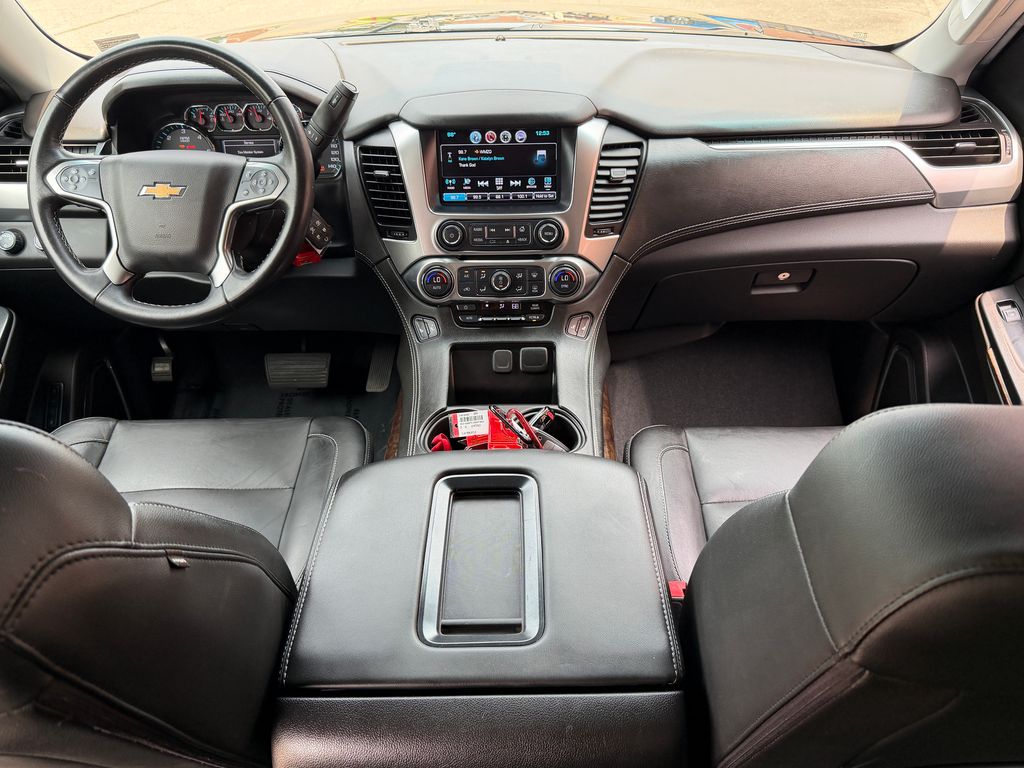 Thumbnail: 2020 Chevrolet Suburban - 14