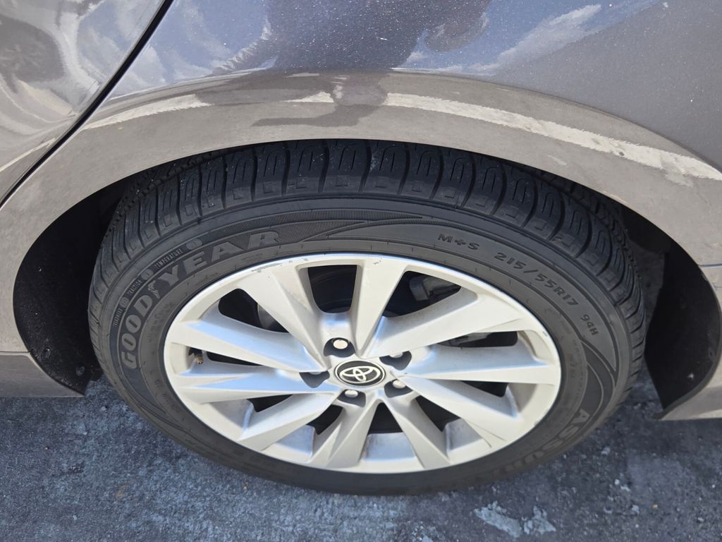 2023 Toyota Camry - $21,500