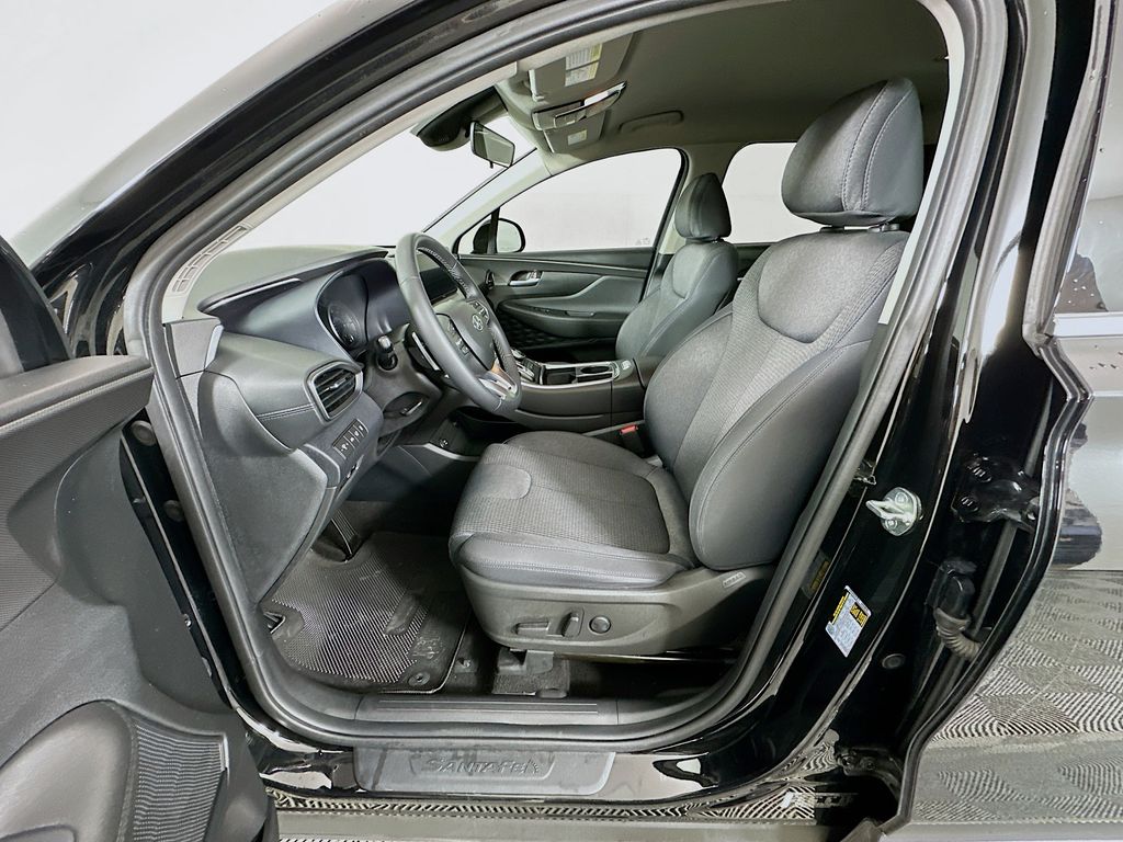 Thumbnail: 2023 Hyundai Santa Fe - 22