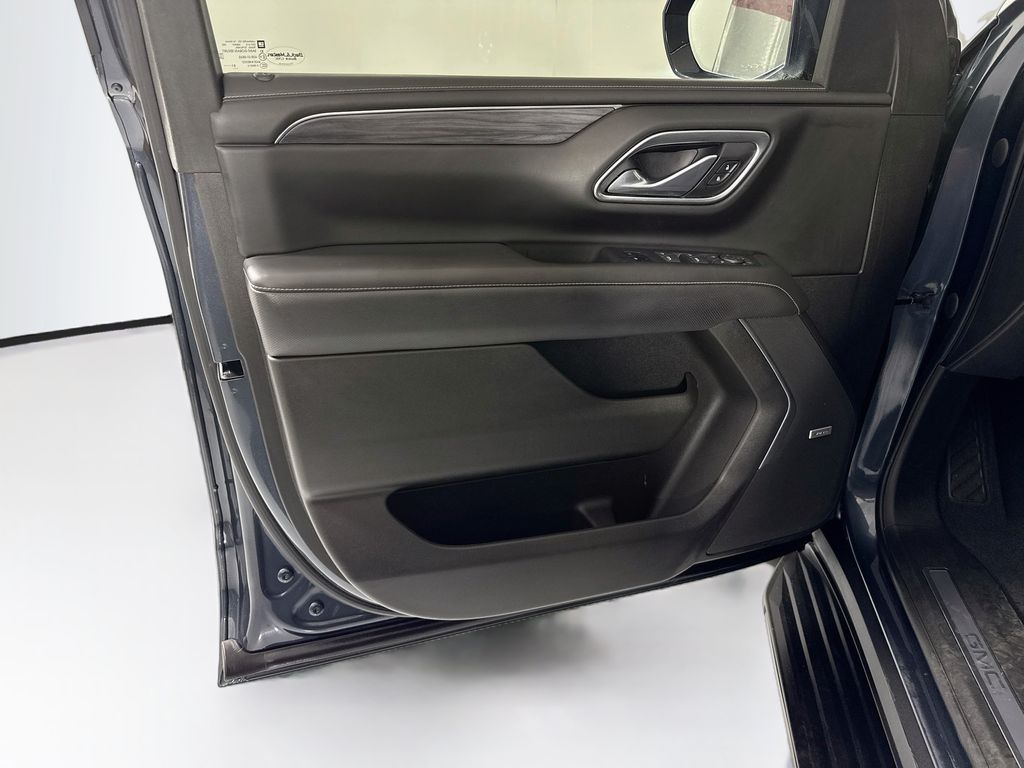 Thumbnail: 2021 GMC Yukon - 24