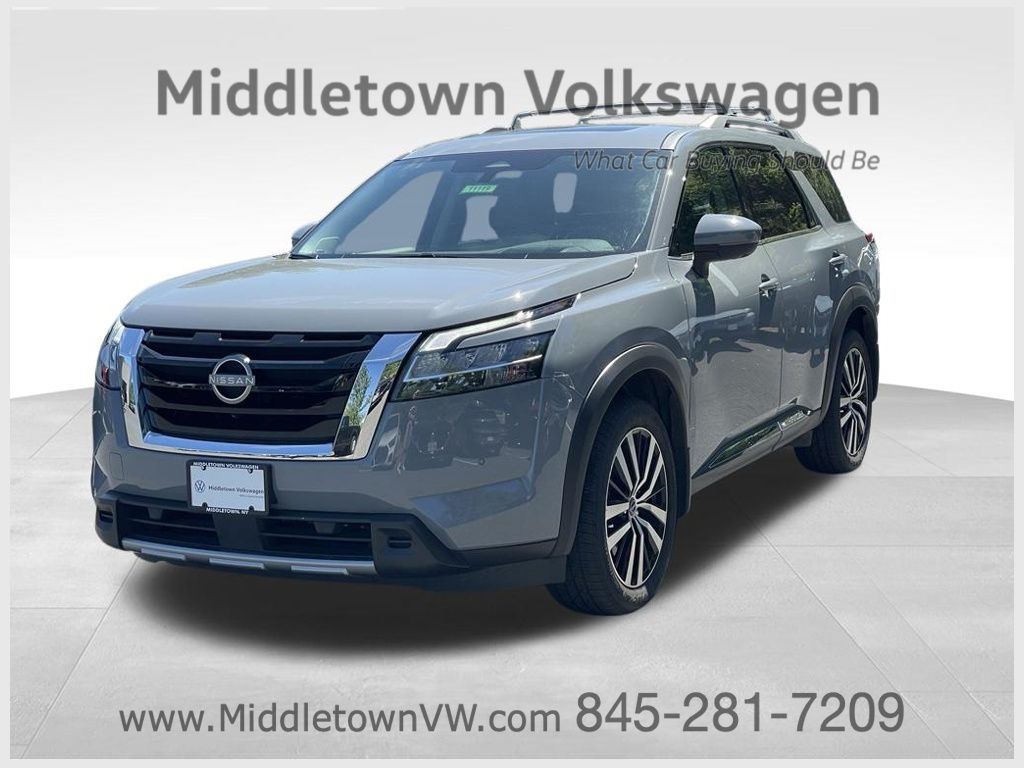 2023 Nissan Pathfinder Platinum 4WD