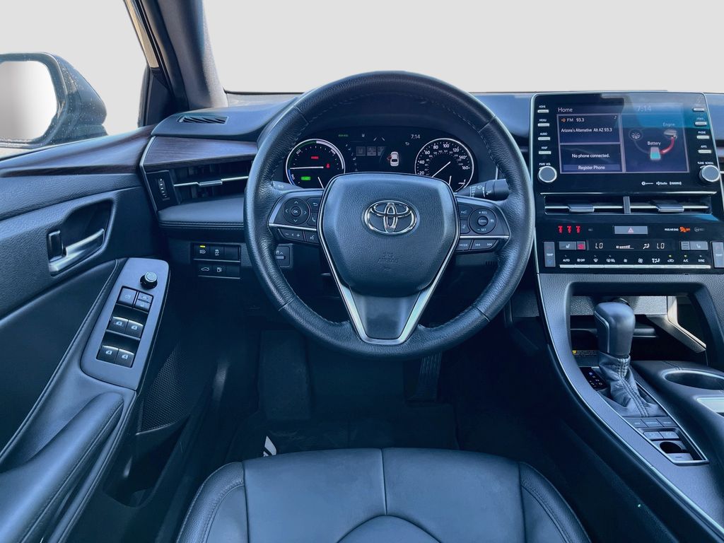 Used 2020 Black Toyota XLE Plus image 22
