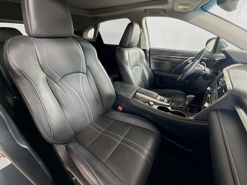Thumbnail: 2019 Lexus RX - 29