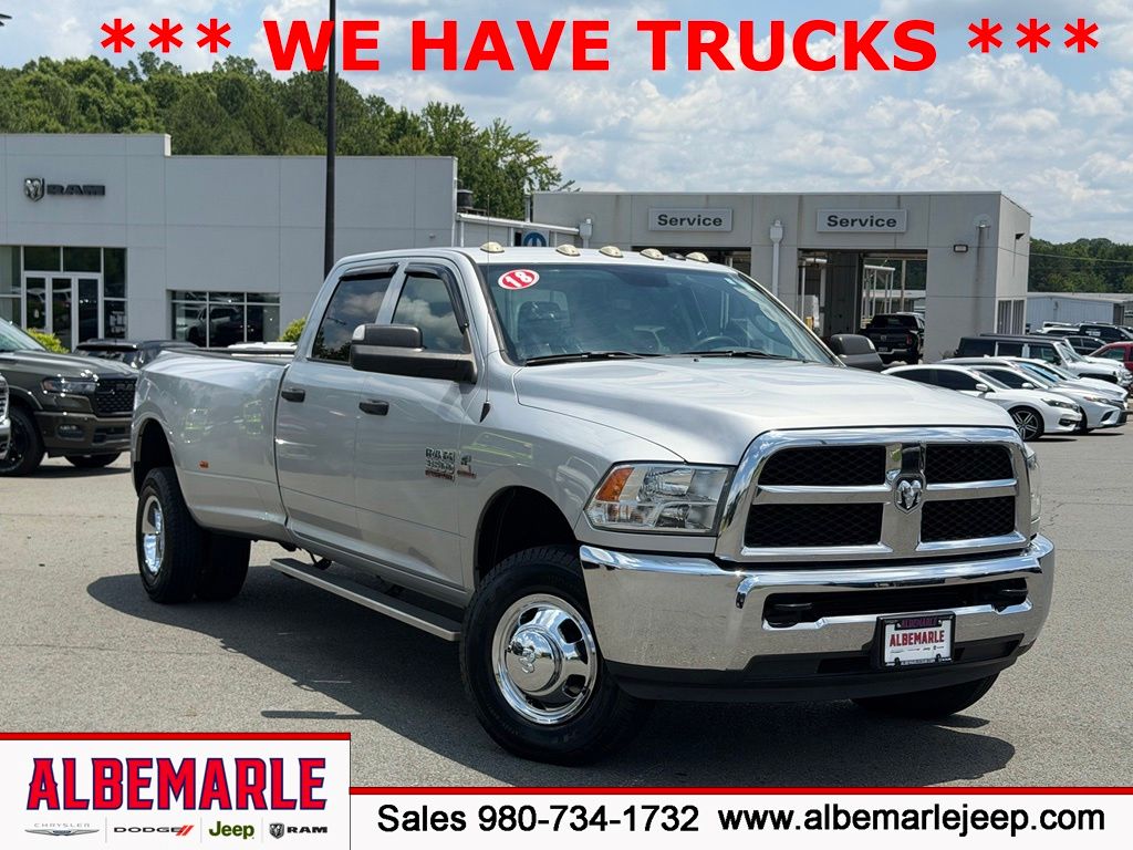 2018 RAM 3500 Tradesman Crew Cab LB DRW 4WD
