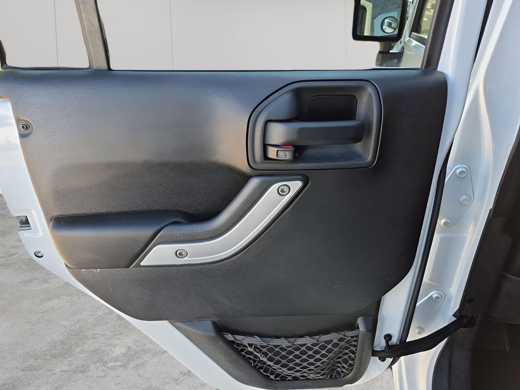 Used Car 2014 Jeep Wrangler  Unlimited Sahara For Sale Under $20,000 In Austin, Texas