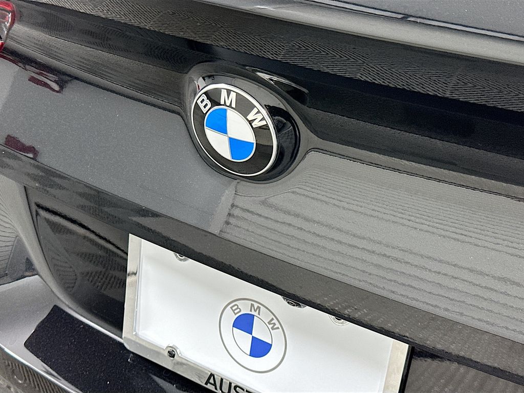 Thumbnail: 2026 BMW 8 Series - 21